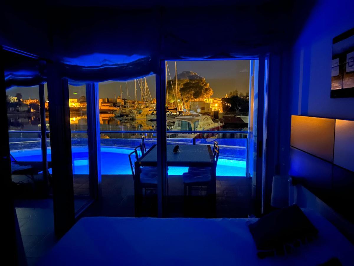 Blau Apartamento Frente A Los Canales Y Las Puestas De Sol De Roses Exteriér fotografie